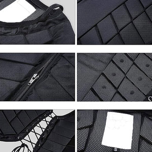 Chaleco de equitación de diseño ligero y ajuste cómodo con tela transpirable y uso suave y cómodo. - Product Image 3
