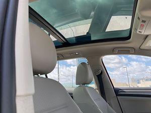 VOLKSWAGEN GOLF ALLTRACK SE 2017 IMPECABLE, TRANSMISIÓN MANUAL, 4 CILINDROS - Product Image 2