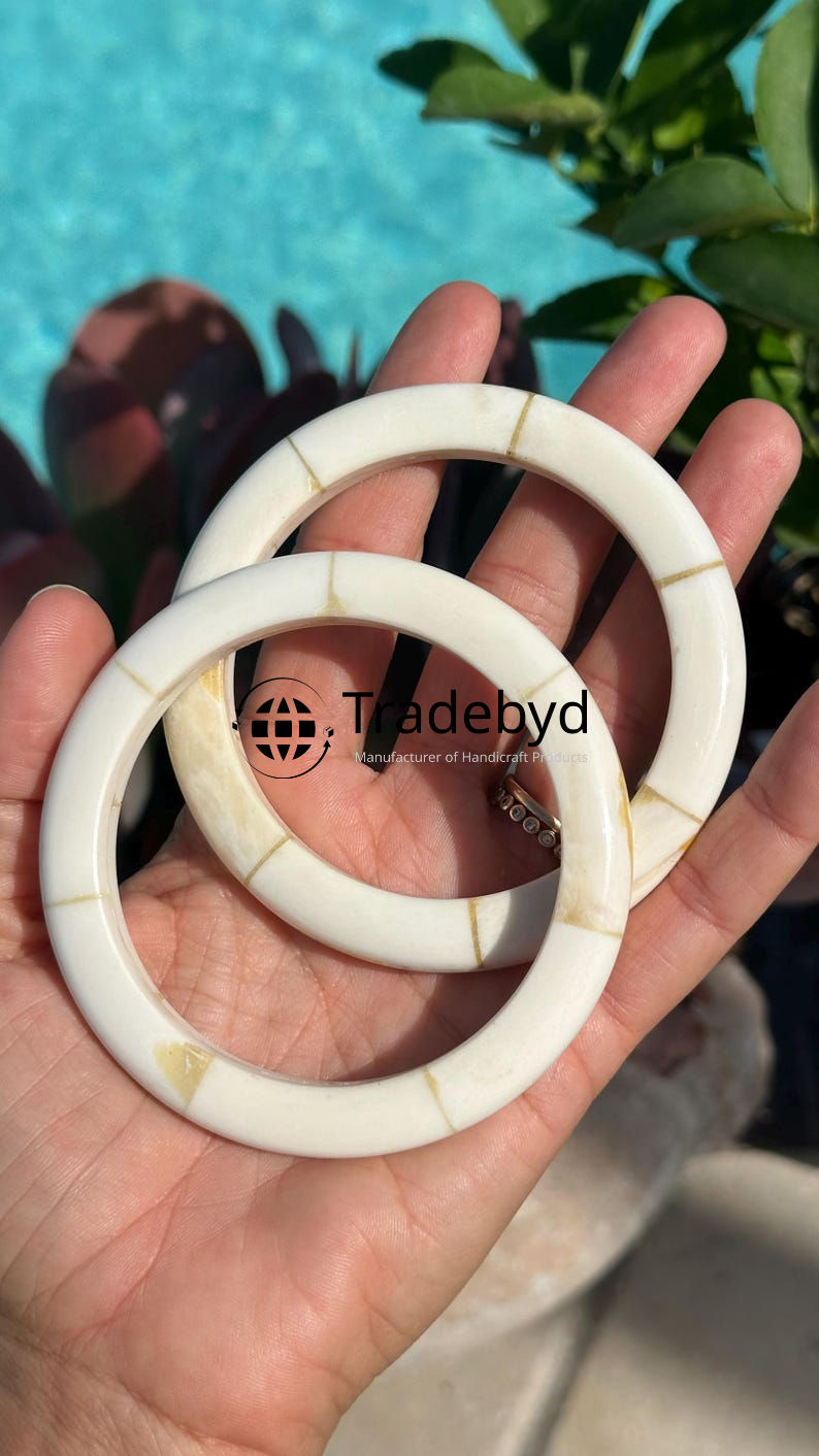 Available in Different Color