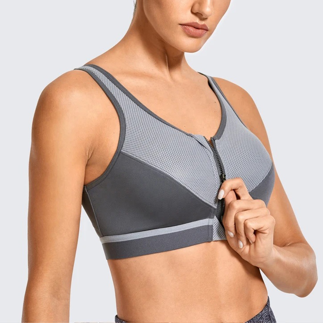 Breathable Round-Neck Sleeveless Customized Logo Printing Fitness Gym Wear Women Sports Bra In Multi-Color