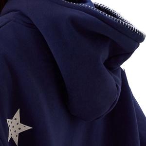 Sudadera Unisex con Bordado en Contraste, Transpirable, Ecológica, 100% Algodón, Excelente Calidad, Sudadera de Lujo, Gruesa, Personalizable - Product Image 4