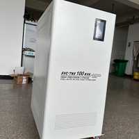 Stabilisateur de tension triphasé SVC/TNS-100KVA pour hôtel et bâtiment commercial