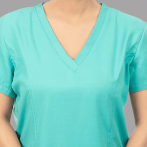 2025 uniformes de enfermería femeninos de alta calidad al por mayor OEM impreso Color sólido médicos uniformes para uso hospitalario - Product Image 4