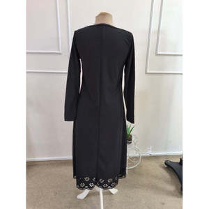 Robe midi en crêpe importé à manches longues, col rond, détails découpés au laser, motif floral, pour femmes, 37485 - Noir - Product Image 5