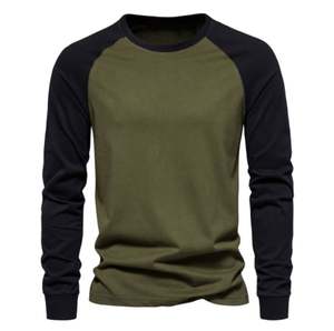 เสื้อยืดแขนยาวผู้ชายแบบใหม่ สกรีนโลโก้ตามสั่ง ผู้ผลิตเสื้อผ้าสตรีทแวร์ เสื้อยืดเรียบ 180 GSM ผ้าฝ้าย 100% - Product Image 1