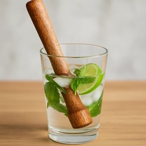 Set Premium de Muddler de Madera y Agitador de Acero Inoxidable, Herramientas de Bar Duraderas para Mezclar, Triturar y Preparar Bebidas Perfectamente - Product Image 3