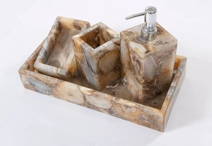 Juego de baño de caja de pañuelos y bandeja de servicio hecha a mano pulida ecológica de madera maciza de Crafts Galore - Product Image 3
