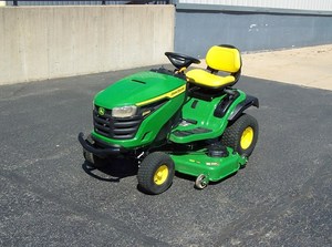 Cortadoras de césped John Deere de 2 tiempos, monocilíndricas, 190cc, en venta - Product Image 3