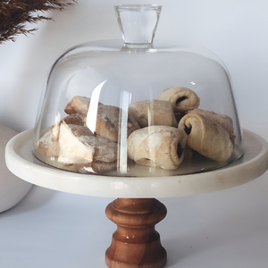 Présentoir à gâteaux en marbre de luxe Plateau de présentation élégant pour les mariages et les célébrations en toute occasion - Product Image 3