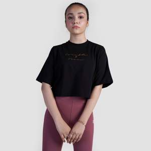 เสื้อยืด Glisten สีดำ ผ้าเจอร์ซีย์คอตตอน 100% - Product Image 1