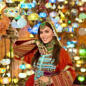 Vestidos de Chifón Afganos Premium para Niñas con Bordado Artesanal y Mangas Largas para Bodas y Eventos Culturales - Product Image 1