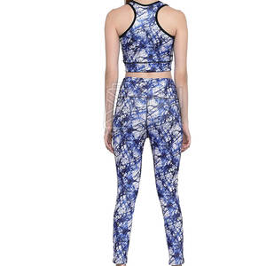 Conjunto de Yoga para Mujer, Color Sólido, Logotipo Frontal, Transpirable, Elástico, Leggings y Top Corto para Entrenamiento de Yoga y Ejercicio - Product Image 4