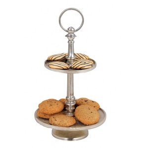 แท่นวางเค้กโลหะพรีเมี่ยมเหมาะสำหรับการนำเสนอเค้กและช็อคโกแลตในงานแต่งงานวันเกิดและทุกโอกาส - Product Image 1