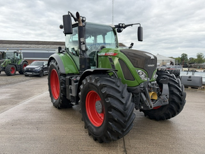 Mejor Oferta: Tractor de Paseo Fendt 209V Profi Gen3, 50HP, 4WD, Tractor para Viñedos Estrechos, Motor Fawde, Transmisión CVT Vario - Product Image 2