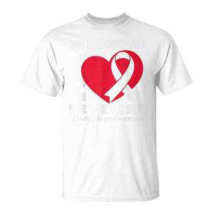 Nel febbraio indossa la nostra maglietta rossa per la consapevolezza sulle malattie cardiache (CHD), un articolo promozionale elegante. - Product Image 1