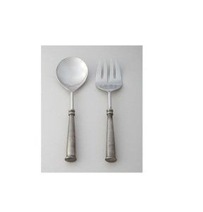 Juego de servidor de ensalada de metal ecológico ideal para utensilios de cocina elegantes de estilo de vida sostenible y utensilios reutilizables - Product Image 1