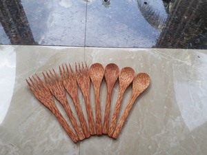 Meilleur prix Bols en coquille de noix de coco écologiques avec fourchette et cuillère, Bol artisanal 100% noix de coco naturelle fabriqué au Vietnam - Product Image 3