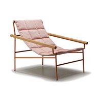 Fauteuil de salon d'extérieur matelassé avec structure en métal peint, accoudoirs en Iroko, fabriqué en Italie