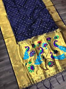 El último diseñador de FabZone, Banarasi Silk Zari Weaving Border Saree, étnico de alta calidad para adultos para fiestas, ocasiones especiales - Product Image 5