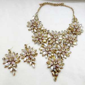 Yoona Champagne AAA Crystal Stone Collar Set 1108211B-Premium Crystal Jewelry - Product Image 1