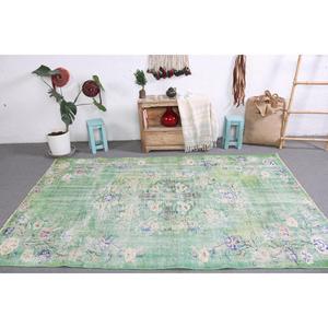 Alfombra de 5.2x8.3 pies, alfombra vintage, alfombra turca de lana verde con motivos de plantas y árboles - Product Image 1