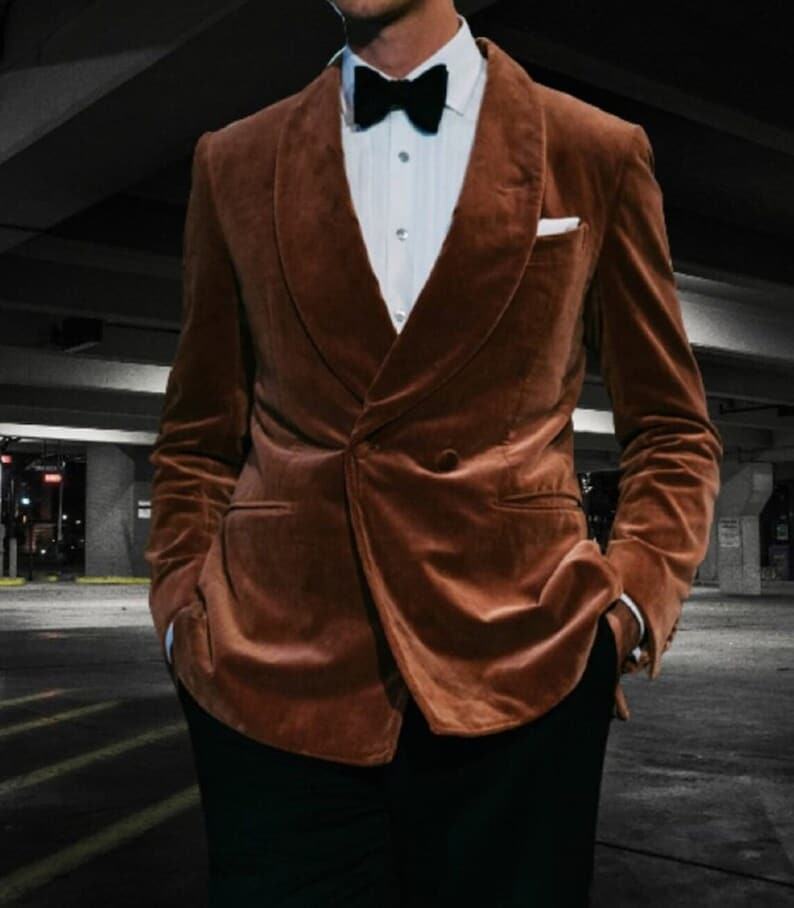 สีน้ำตาล