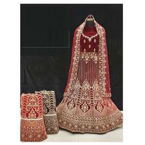 Lehenga Choli de terciopelo ligero de calidad superior con hilo dorado, ropa de fiesta india y pakistaní de alta demanda para mujer - Product Image 1