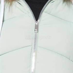 Oem Service Chaqueta acolchada para mujer Nueva en stock Chaqueta acolchada para mujer más popular Chaqueta acolchada para mujer de ajuste cómodo Chaqueta acolchada para mujer - Product Image 4