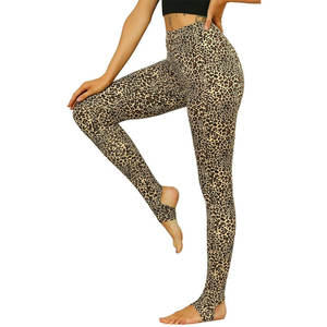 Conçu sur mesure femmes Fitness Activewear tissu respirant OEM Leggings strass embellissement Logo personnalisable pour la marque - Product Image 1