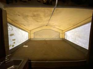 Autocaravana usada F-o-r-e-s-t R-i-v-e-r RV Rock-wood F-r-e-e-d-o-m S-e-r-i-e-s 2560G del 2013, lista para vender - Product Image 4
