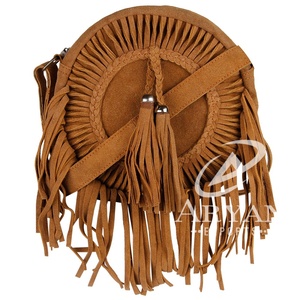 Nouvelle mode sac à bandoulière rond en cuir suédé à franges vente en gros sac à bandoulière bohème pour femmes sac circulaire de style cowgirl cadeau pour elle - Product Image 1