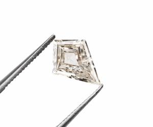 Diamante Cultivado en Laboratorio con Corte Kite, Certificado por IGI, para la Fabricación de Colgantes, Piedra Suelta de Color Fantasía, Todos los Tamaños Disponibles a Bajo Precio - Product Image 1