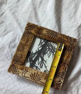 Cadre photo en bois fabriqué à la main de meilleure qualité avec incrustation d'os forme carrée couleur bleue pour la décoration intérieure artisanat indien - Product Image 3