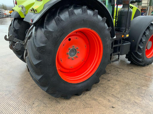รถแทรกเตอร์ขนาดเล็ก Claas AXION 950 คุณภาพสูง อเนกประสงค์ ขับเคลื่อน 4 ล้อ มือสอง อายุการใช้งานยาวนาน เครื่องยนต์อัตโนมัติ ยี่ห้อ FPT สำหรับงานเกษตร - Product Image 4