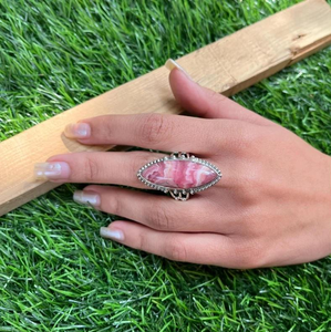 Anillo de Rodocrosita Rosa, Gema Hecha a Mano, Plata de Ley 925, Joyería Boho para Boda, Diseño Único, Regalo para Mujer - Product Image 1