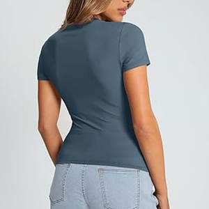 Camiseta de manga corta con cuello redondo para mujer de Next Level Apparel - Product Image 3
