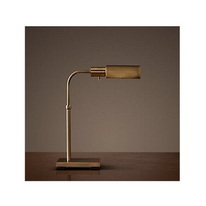 Lampe de bureau en fer décorative moderne avec éclairage artistique LED finition dorée pour hôtel et salle à manger - Vente chaude - Product Image 1