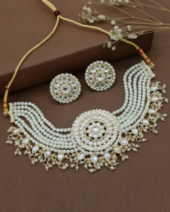Conjunto de Collar Elegante con Baño de Oro, Kundan y Perlas con Piedra Rosa para Bodas y Fiestas, Joyería para Mujer - Product Image 1