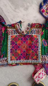 Kancoold — patchs brodés tribaux antiques en conception indienne, créée par de vrais vêtements vintage pour les créateurs, cheveux artisanaux - Product Image 6