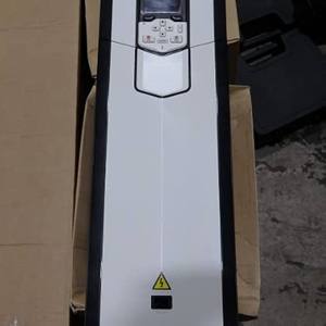 Una verdadera unidad original de CA DE LA J400 +. - Product Image 6