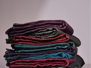 Fournisseur indien de tissu en satin de nylon Tora pour robes de soirée ou robes de soirée, disponible pour la vente en gros - Product Image 2