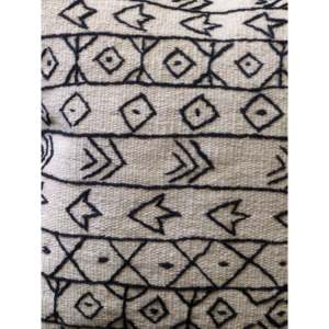 Funda de Cojín Bordada a Mano Suzani de Imaco Rugs, 45 cm x 45 cm, Elegante - Product Image 6
