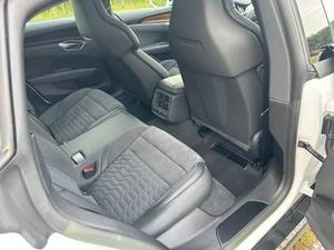 2022 a U D l l GT AWD Sedán R18 Batería de Litio Asientos de Cuero 6 Plazas Techo Panorámico Portaequipajes de Aleación de Aluminio Cámara Trasera - Product Image 3