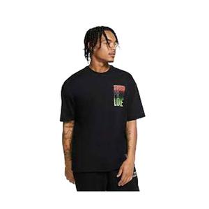 Nike Lauren Halsey summaeverthang เสื้อเชิ้ตสีดำแบบแอคทีฟและเสื้อยืดสำหรับผู้ชายผ้าฝ้าย/ใยไผ่อัดและพิมพ์ลาย - Product Image 1