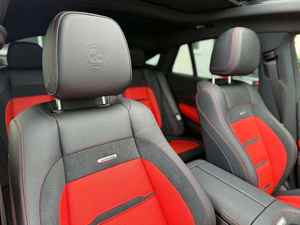 2025 S COUPE 63 BASE 4MATIC 4.1-6L de Aspiración Natural, Volante a la Izquierda, Asientos de Tela R18, Transmisión Automática - Product Image 5