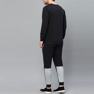 Chándal de algodón de alta calidad para hombre 2025 logotipo personalizado estilo callejero cuello redondo conjunto de entrenamiento gran oferta ropa de gimnasio chándales - Product Image 4