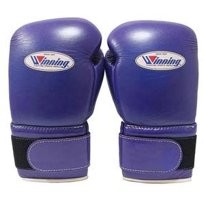 ถุงมือชกมวย MMA แบบ OEM ปรับแต่งได้ หนังแท้ กันน้ำ น้ำหนักเบา พร้อมสายรัดข้อมือแบบตีนตุ๊กแก สำหรับฝึกซ้อมกลางแจ้ง - Product Image 3