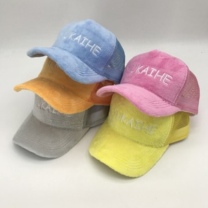 Nuevas tendencias 2025 logotipo bordado de terciopelo peludo gorra de camionero de malla de béisbol personalizada sombreros - Product Image 3