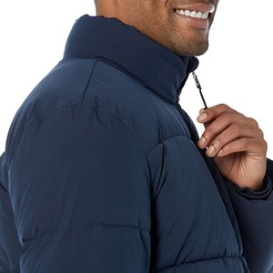 Logotipo de fabricación personalizada al por mayor de invierno abajo chaqueta Fitness Wear Bomber Puffer chaqueta de los hombres - Product Image 5