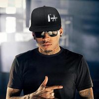 Casquettes de barbier pour hommes, casquette de baseball ajustée à visière plate, couleur personnalisée, coton/polyester, durable, logo personnalisé pour usage en salon